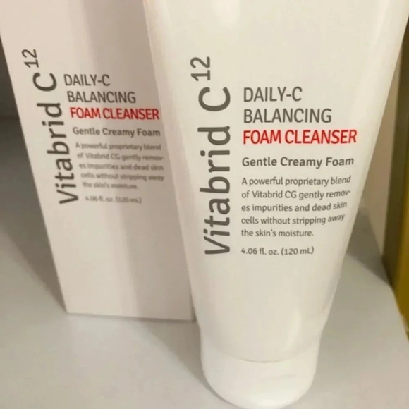 Makeup Products Set - Picture 12 of 16